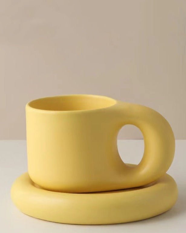 Handgefertigte Bauhaus Ceramic Chubby Mugs – Ein Hauch von zeitloser Eleganz für deinen Alltag